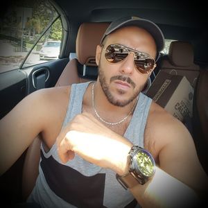 Meet your Posher, Adam